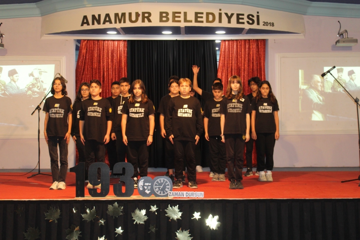 Anamur’da 10 Kasım Atatürk’ü Anama ve Çelenk Sunma Töreni düzenledi