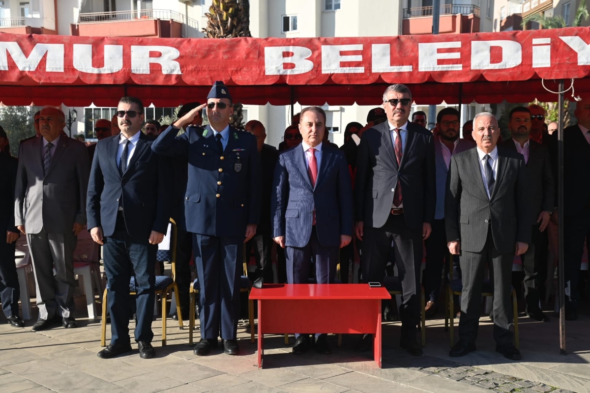 Anamur’da 24 Kasım Öğretmenler Gününde Çelenk Sunma Töreni Gerçekleşti..