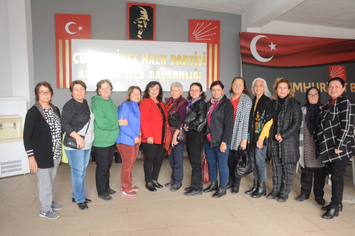 CHP Kadın Kolları Kadına Yönelik Şiddet’e Karşı Basın Açıklaması..