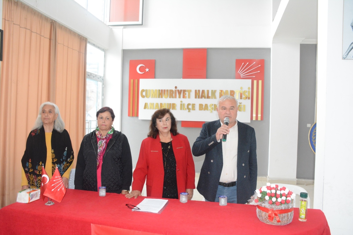 CHP Kadın Kolları Kadına Yönelik Şiddet’e Karşı Basın Açıklaması..