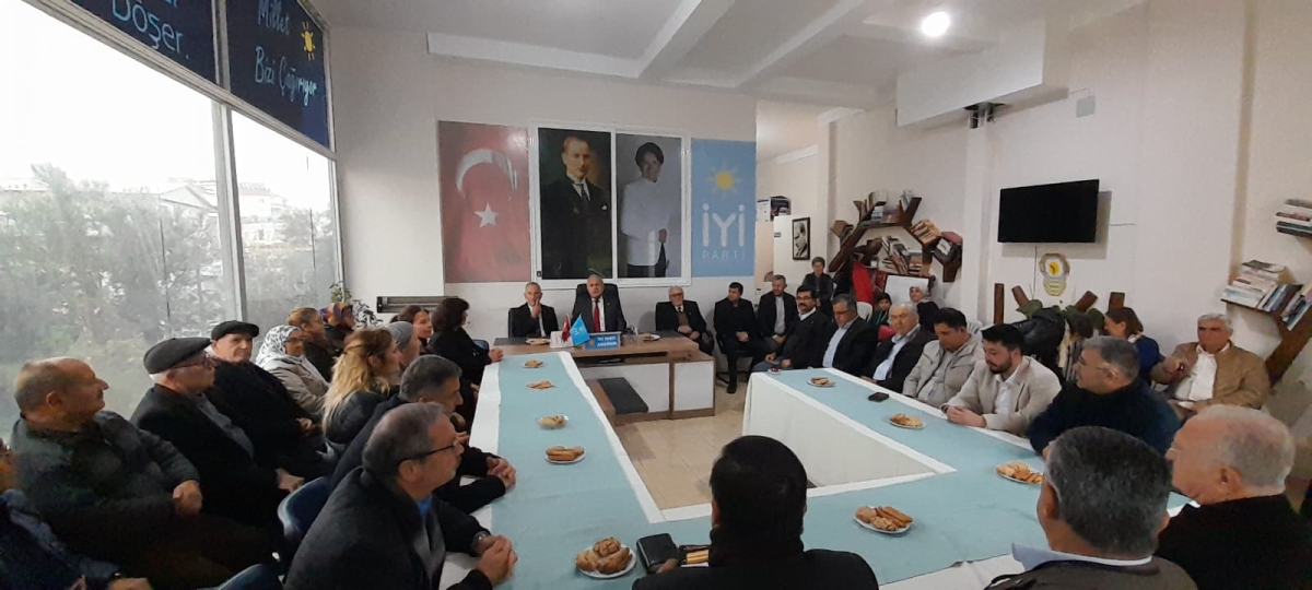 CHP Anamur Belediye Başkan Adayı Durmuş Deniz, İlçe Kaymakamı ve Siyasi Partileri Ziyaret Etti.