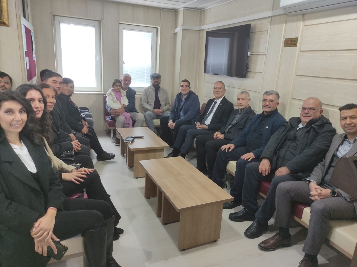 CHP Anamur Belediye Başkan Adayı Durmuş Deniz, İlçe Kaymakamı ve Siyasi Partileri Ziyaret Etti.