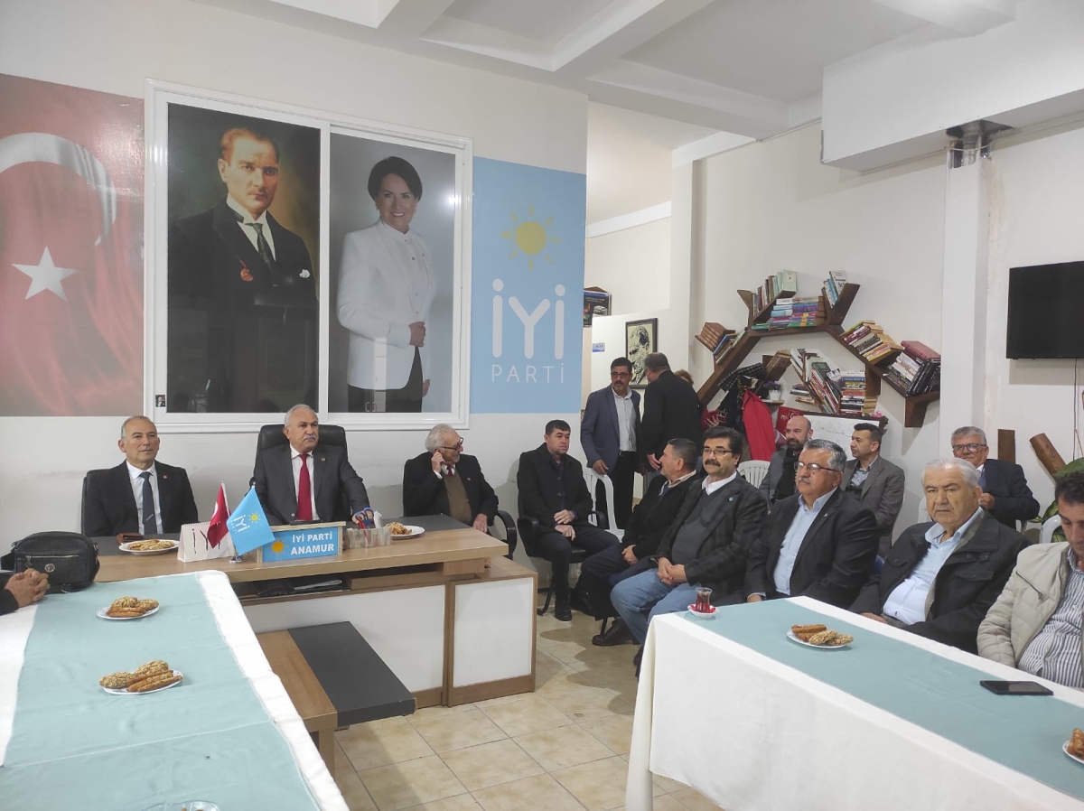 CHP Anamur Belediye Başkan Adayı Durmuş Deniz, İlçe Kaymakamı ve Siyasi Partileri Ziyaret Etti.