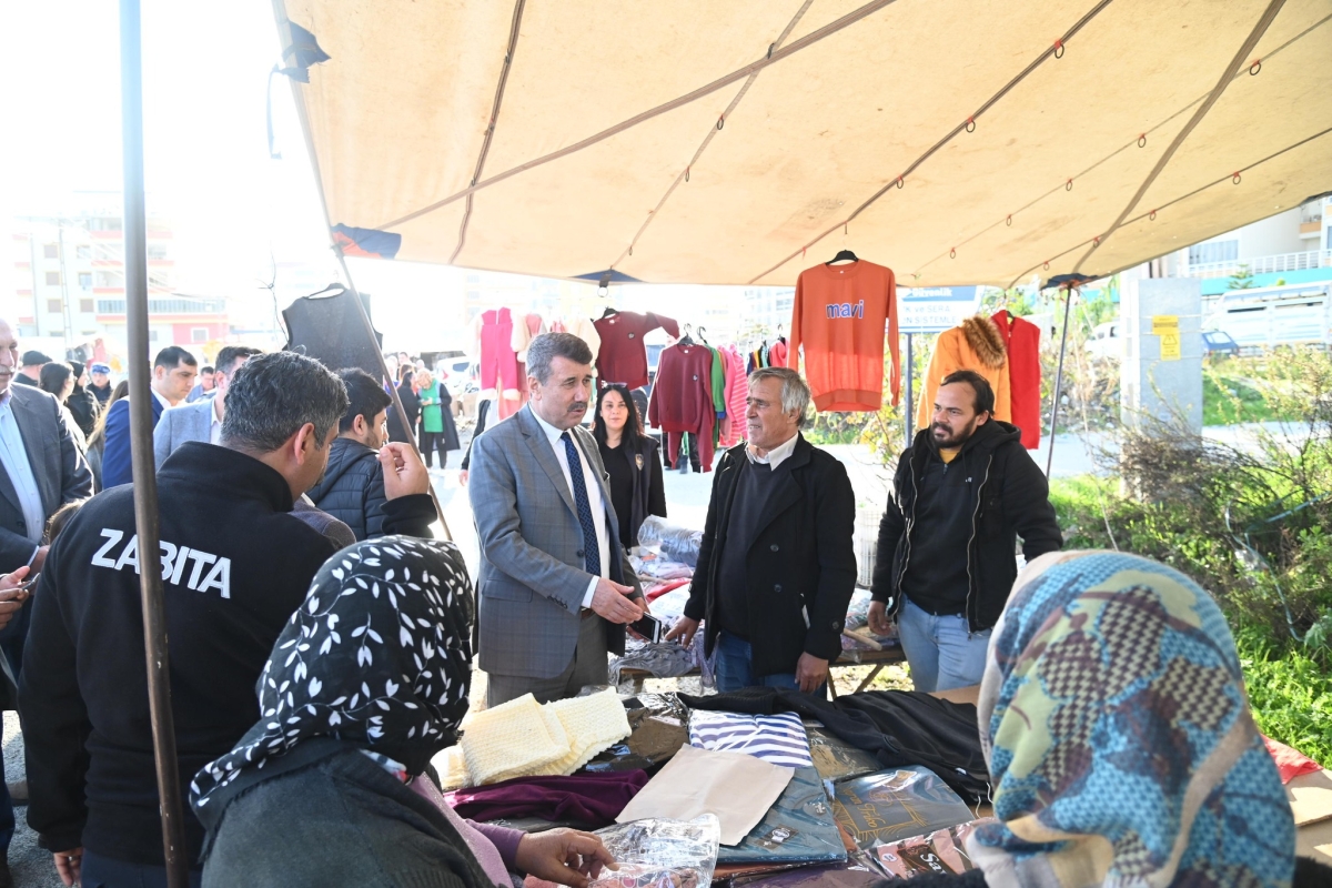 Başkan Kılınç Cumhur İttifakı Olarak Pazar Esnafını Ziyaret etti.