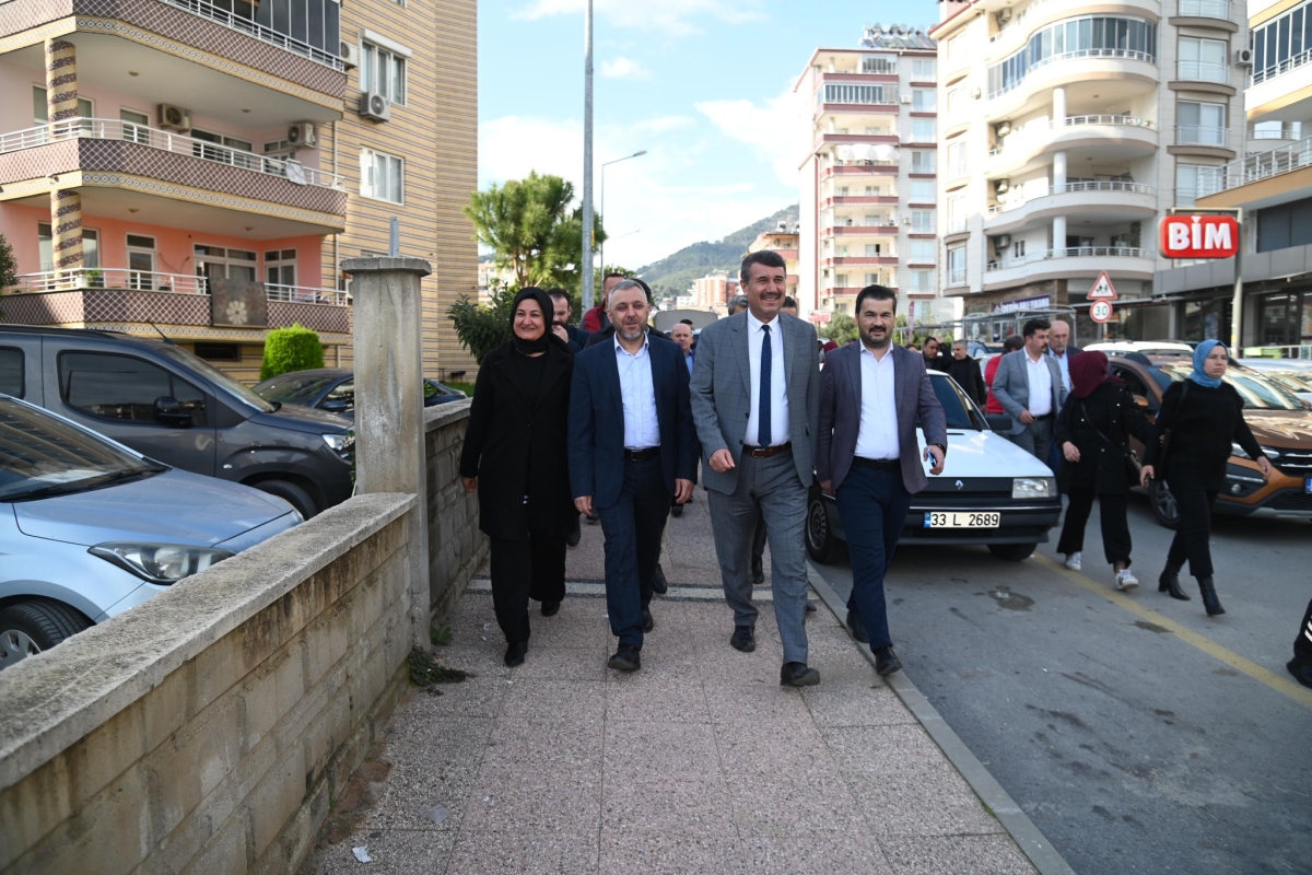 Başkan Kılınç Cumhur İttifakı Olarak Pazar Esnafını Ziyaret etti.