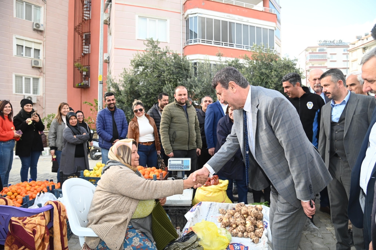 Başkan Kılınç Cumhur İttifakı Olarak Pazar Esnafını Ziyaret etti.