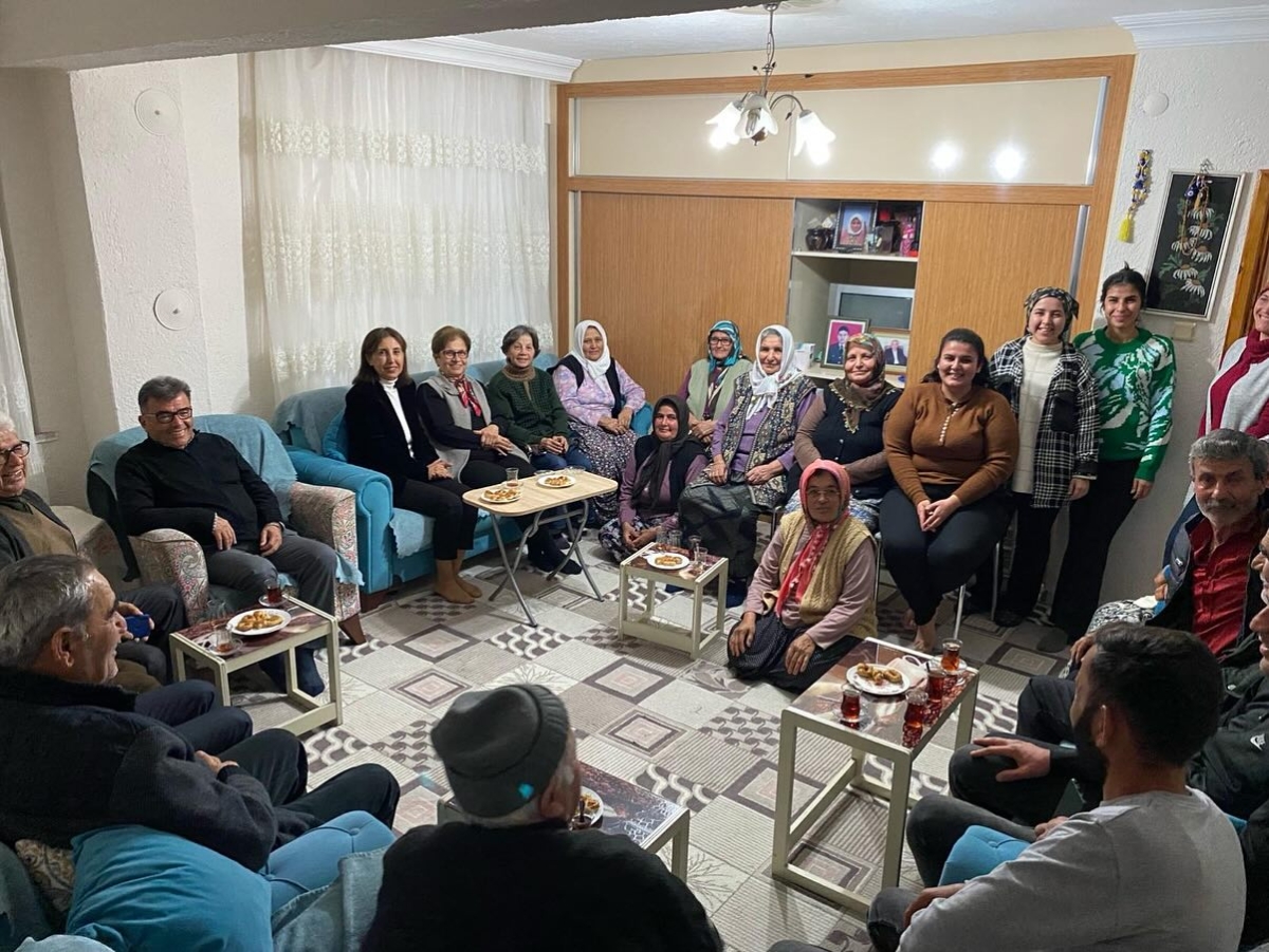 CHP Anamur Belediye Başkan Adayı Durmuş Deniz Gönüller kazanmaya devam ediyor.