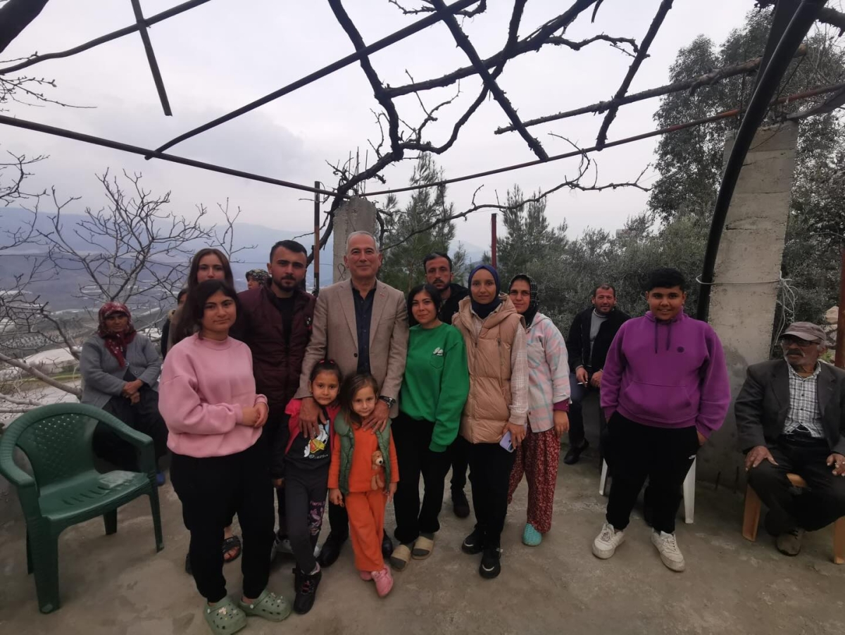 CHP Anamur Belediye Başkan Adayı Durmuş Deniz Gönüller kazanmaya devam ediyor.