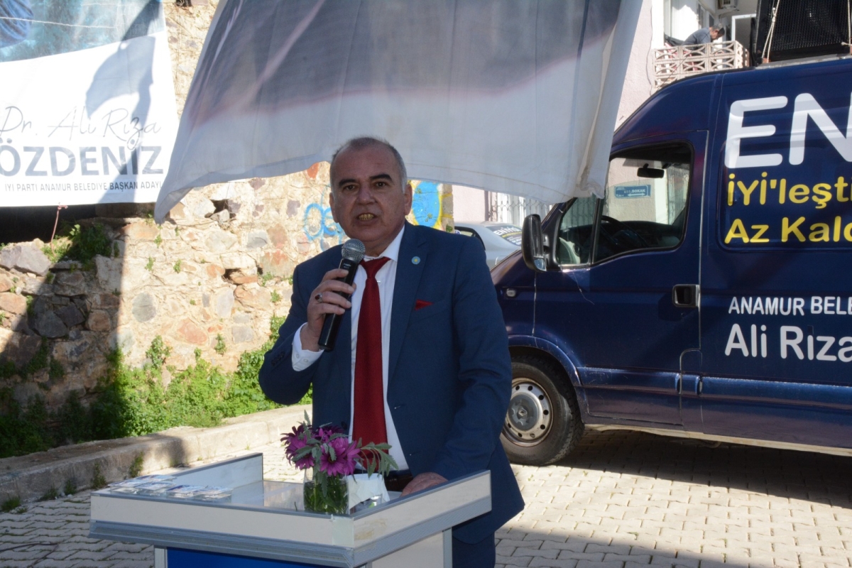 İYİ Parti Anamur İlçe Başkanlığı Adayını Tanıttı..