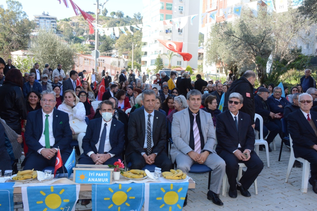 İYİ Parti Anamur İlçe Başkanlığı Adayını Tanıttı..