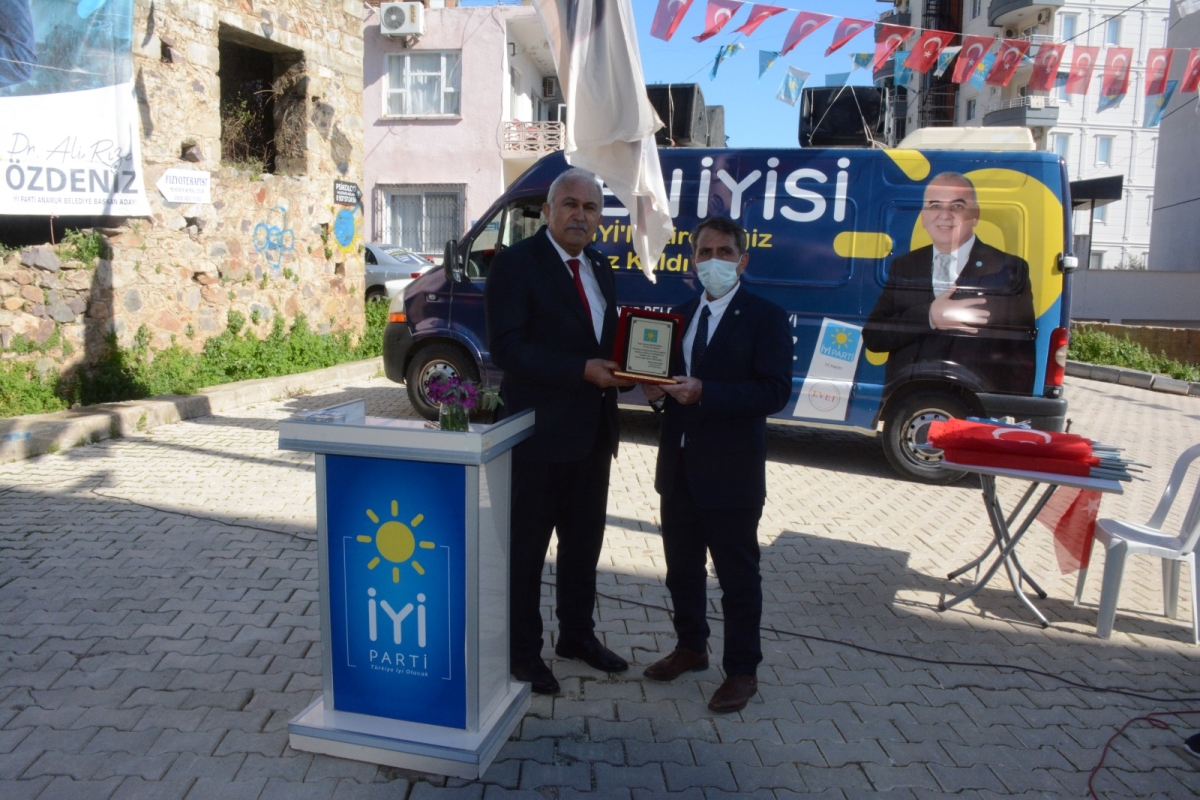 İYİ Parti Anamur İlçe Başkanlığı Adayını Tanıttı..
