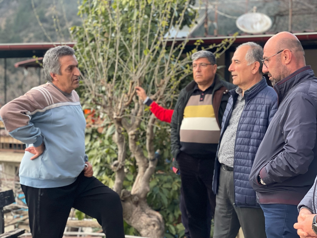 Durmuş Deniz; Ektiğinin hasadını biçiyor..