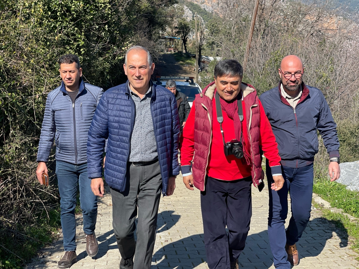 Durmuş Deniz; Ektiğinin hasadını biçiyor..