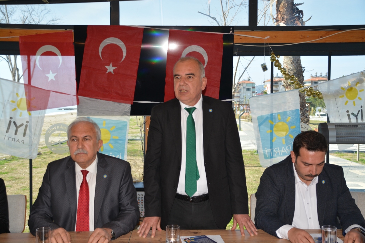 İYİ Parti Adayı Özdeniz Basınla Buluştu..