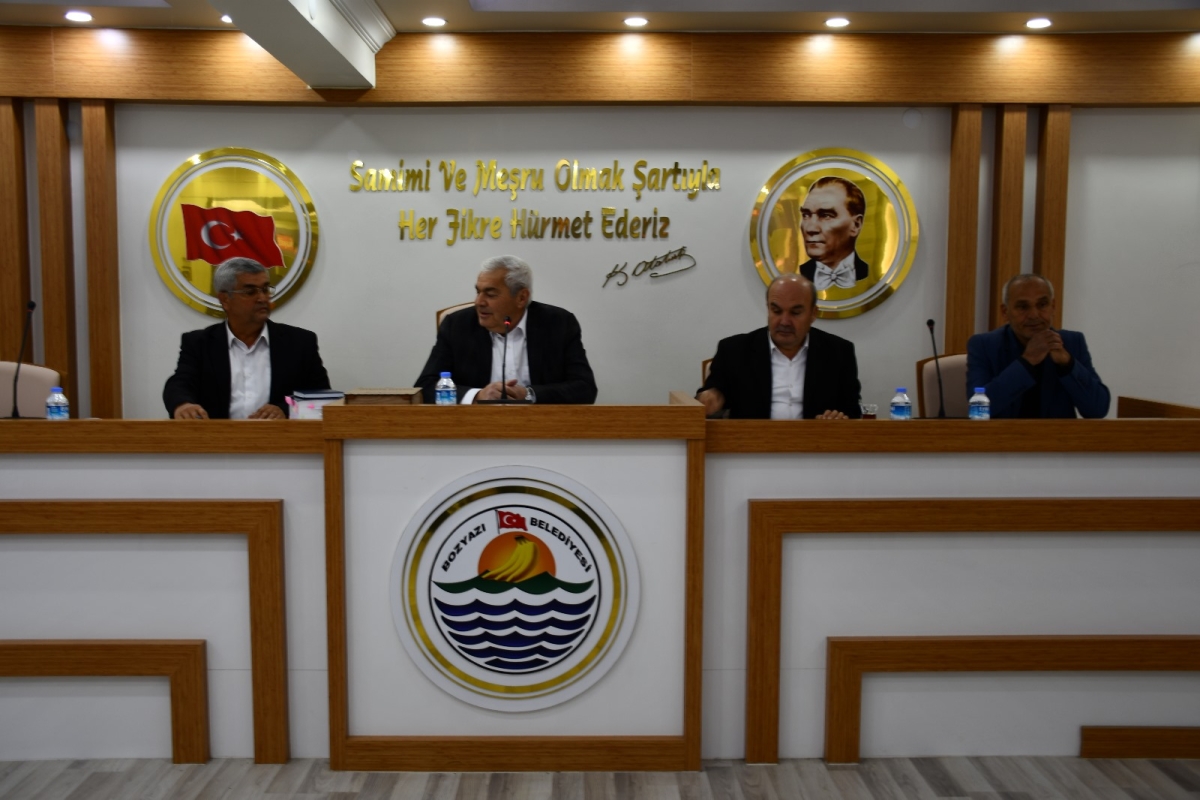 Bozyazı Belediye Meclisi Son kez toplandı..