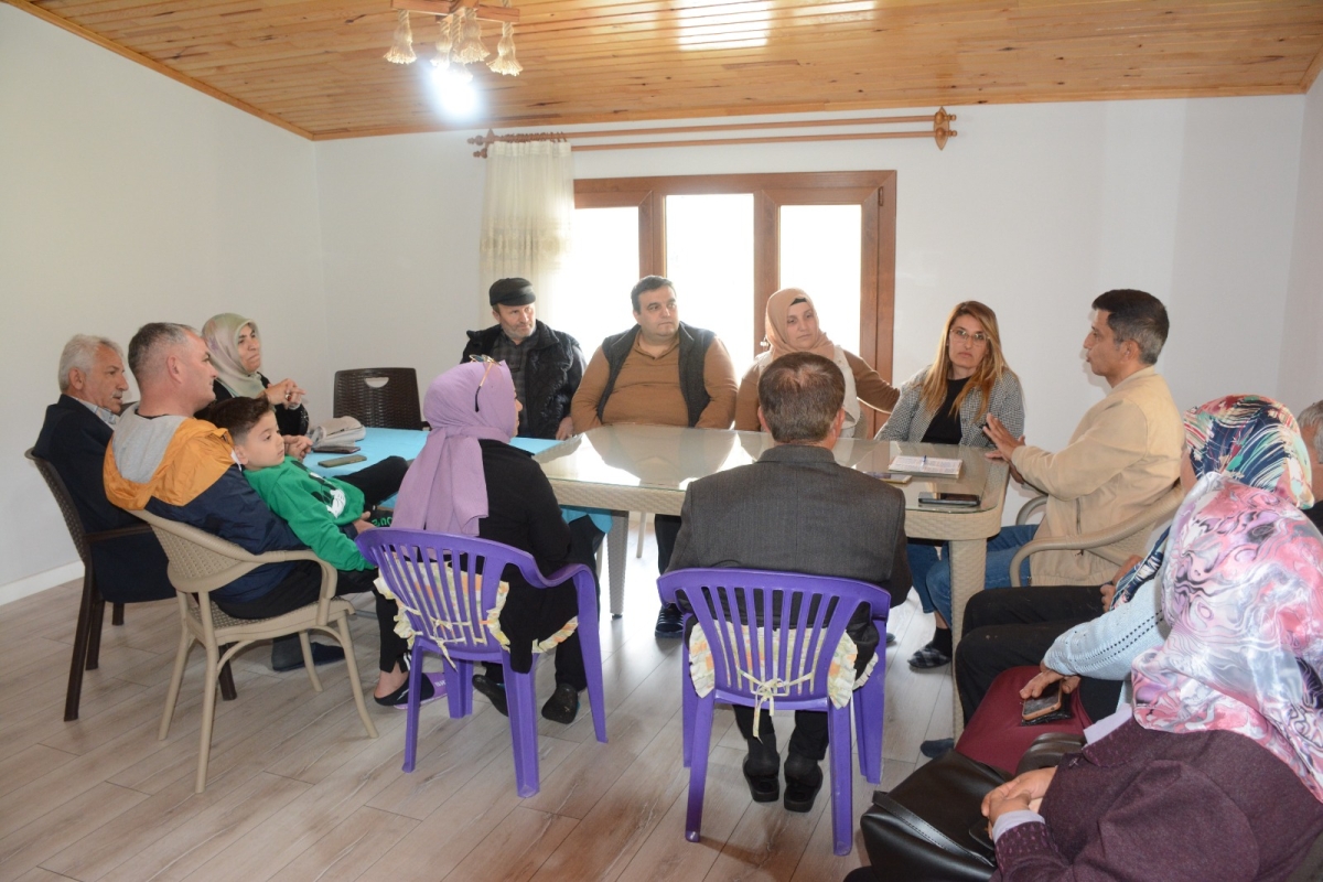 Esentepe Mahallesi Muhtar Adayı Yahya ALTUN Ekibiyle Birlikte Seçim Stratejilerini Belirledi.