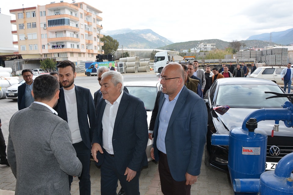 Cumhur İttifakı Adayı Mustafa ÇETİNKAYA’dan Bozyazı D-400’de Esnaf Ziyareti..