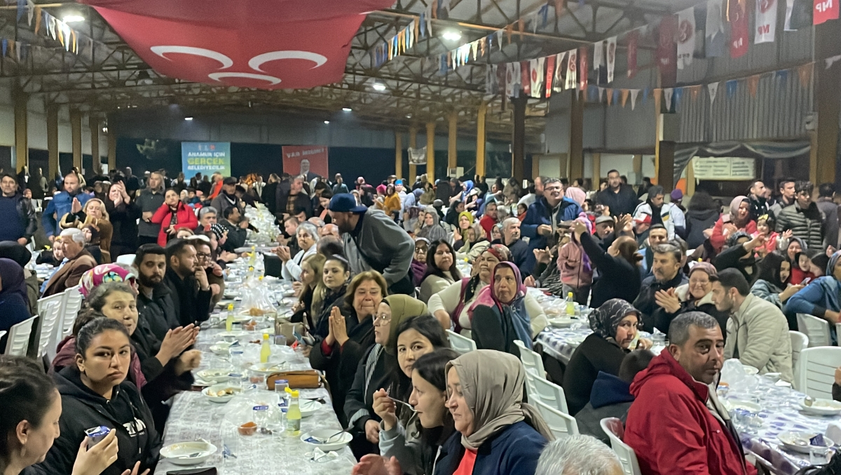 Hidayet Kılınç’a Miting Havasında Karşılama..