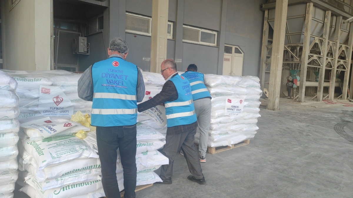 Anamur'dan Gazze'ye 2 Tır Un Yardımı