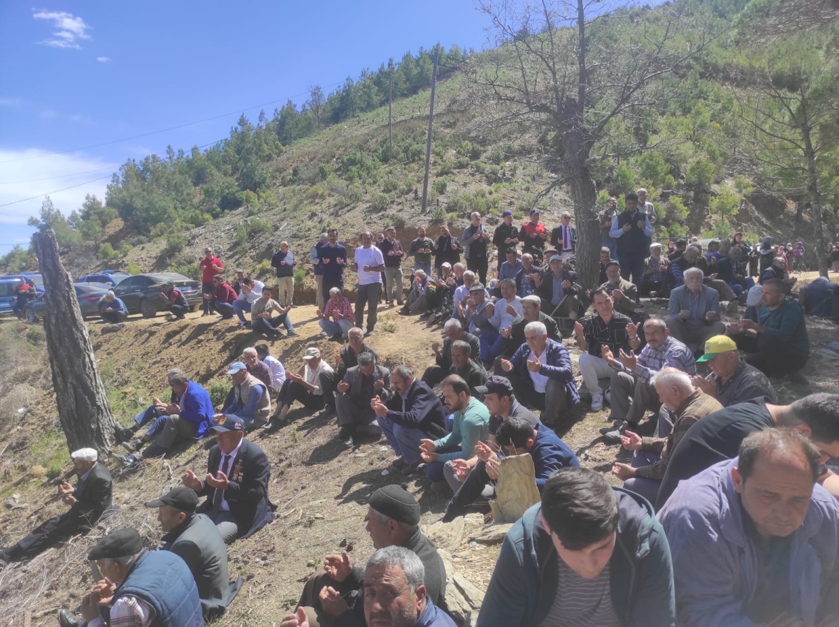 Kıbrıs Gazisi Mustafa Çetin’in Cenazesi Anamur’da Askeri Törenle Toprağa Verildi.