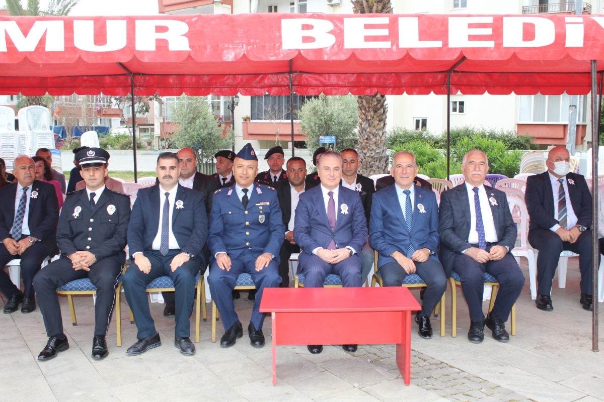 Anamur'da 10 Nisan Polis Günü Çelenk Sunma Töreni Yapıldı.