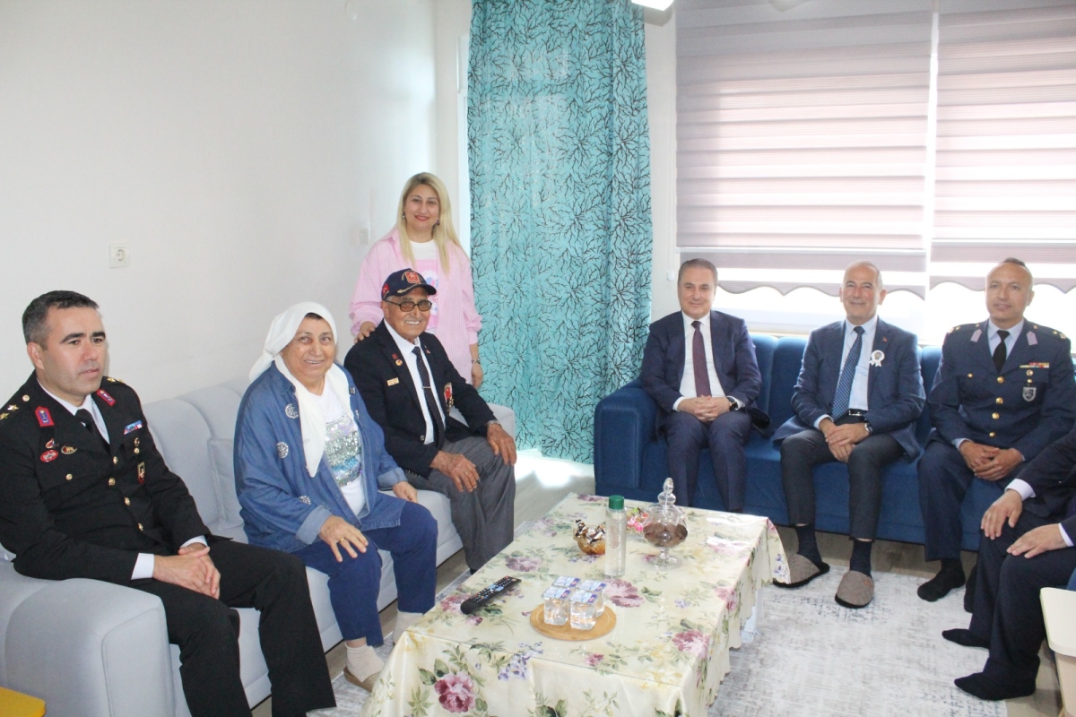 İlçe Protokolünden Ramazan Bayramında Şehit ve Gazi Ailelerine Ziyaret
