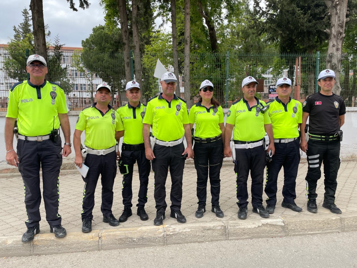 Anamur’da “Hayatla Yarışılmaz” Mottosuyla Trafik Etkinliği düzenlendi.