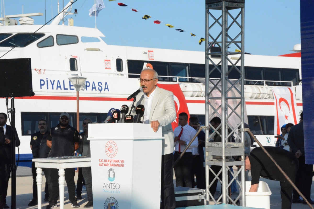 Anamur Feribot ve Deniz Uçağı İskelesi Törenle Açıldı..