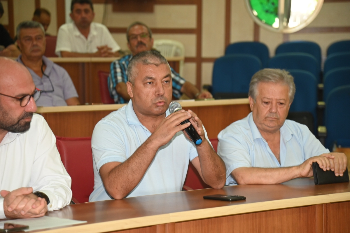 CHP'li Belediye Meclis Üyelerinden Basın Açıklaması..