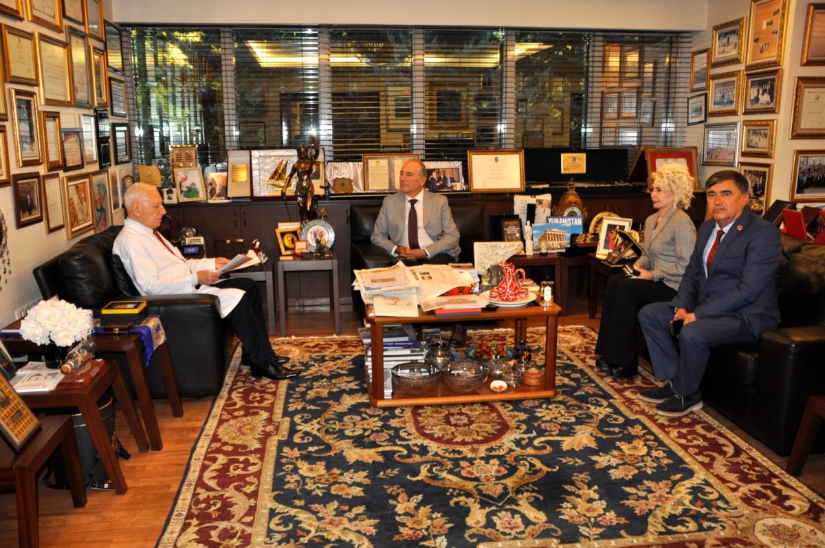 Başkan DENİZ’den Prof.Dr. Haberal’a Ziyaret ve Kutlama..