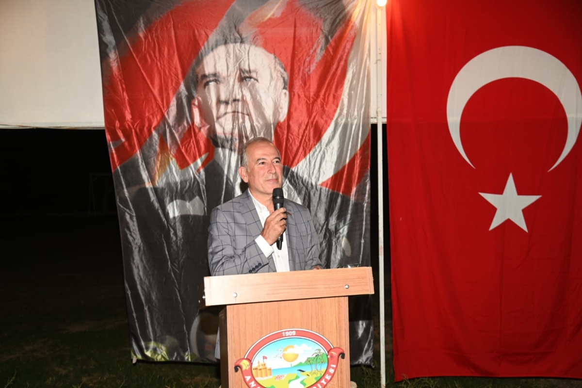 Anamur Belediye Başkanı Durmuş Deniz Muhtarlarla Bir Araya Geldi. 