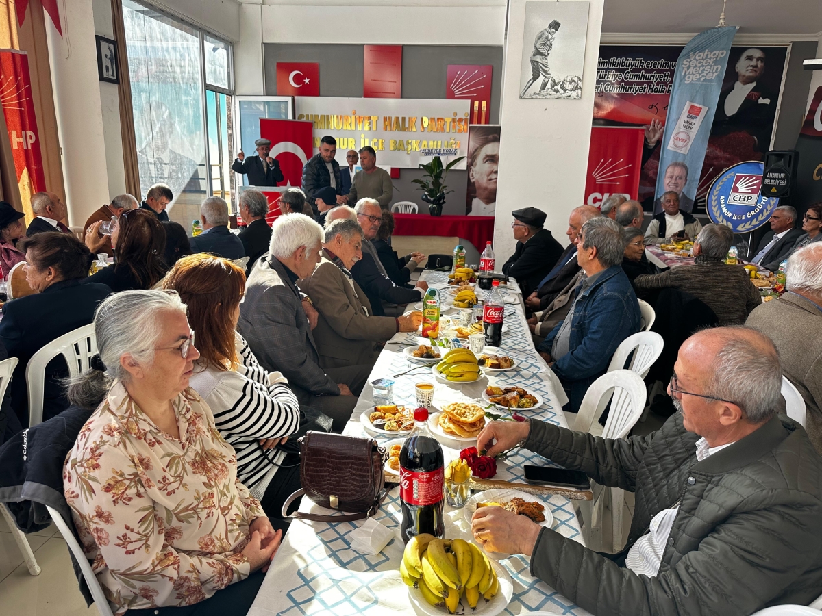 CHP Anamur Öğretmenleri Ağırladı..