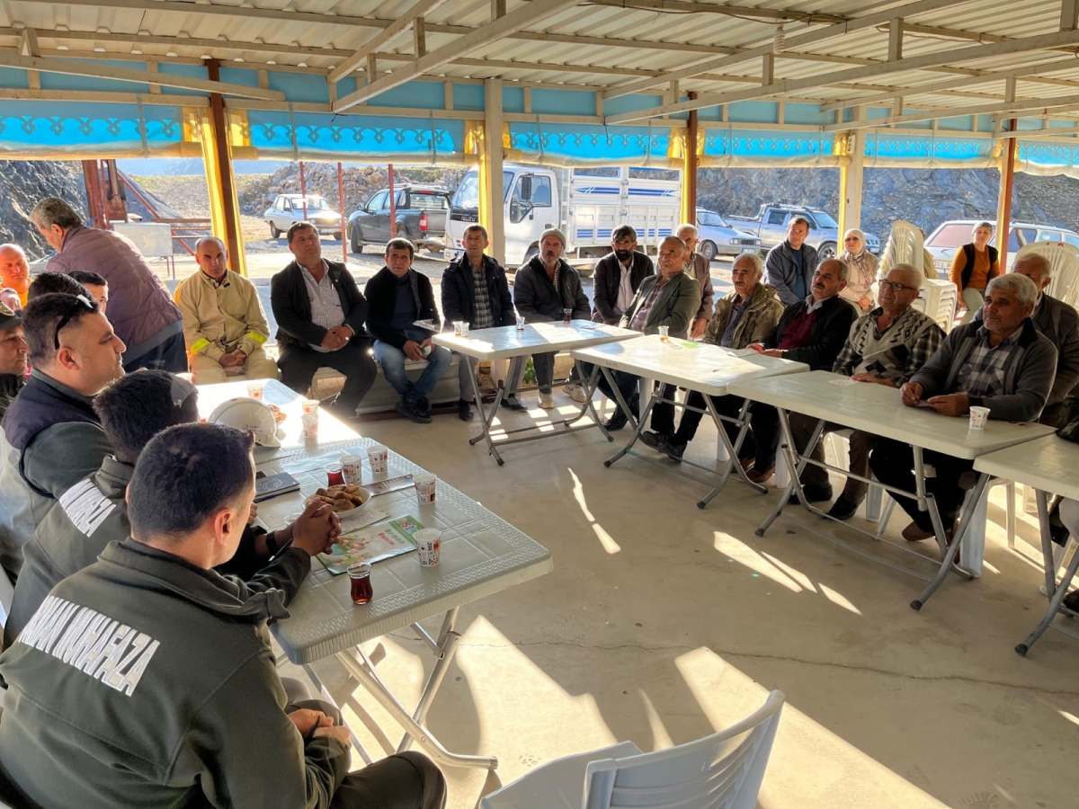 Anamur’da Kırsal Mahallelerde Orman Yangınını Önlemek Üzere Toplantılar Ypılıyor..