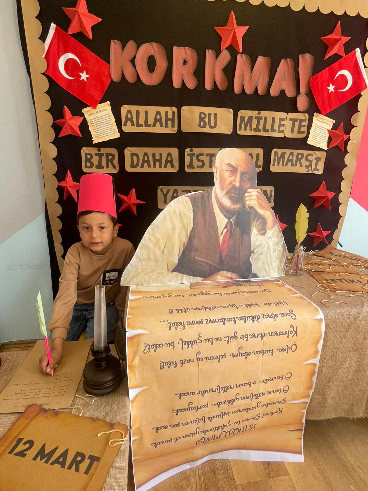 Anamur’da Minik öğrenciler Mehmet Akif Ersoy'u Andı..