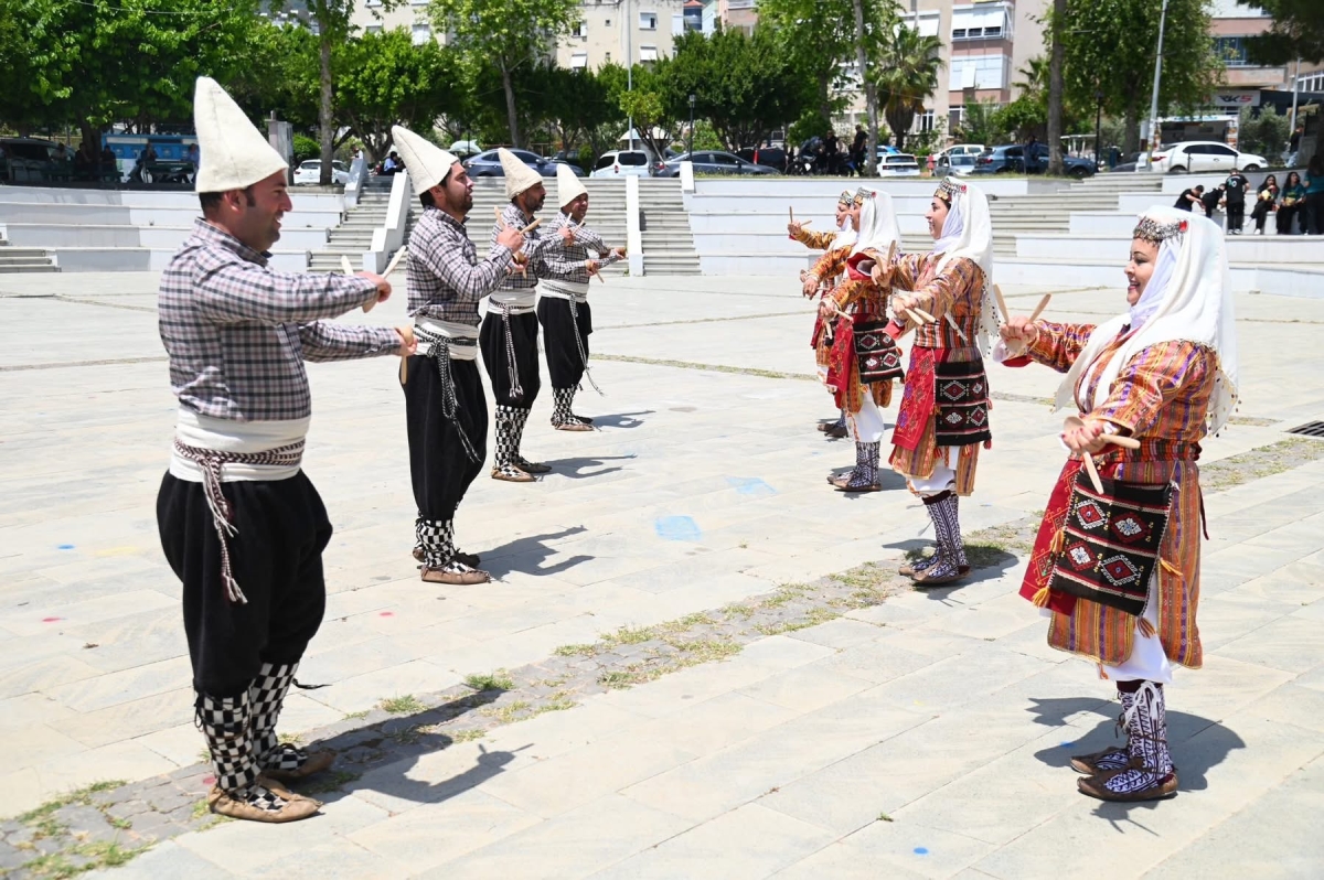 Anamur’da Türk Dil Bayramı Coşkuyla Kutlandı