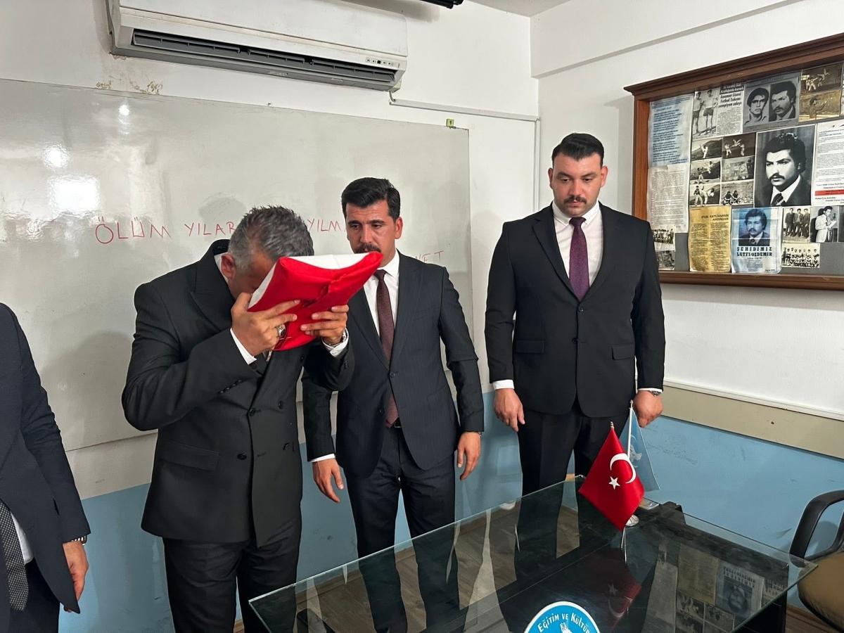 Anamur Ülkü Ocakları’nda Devir Teslim: Görev Ali Kaya’ya Emanet