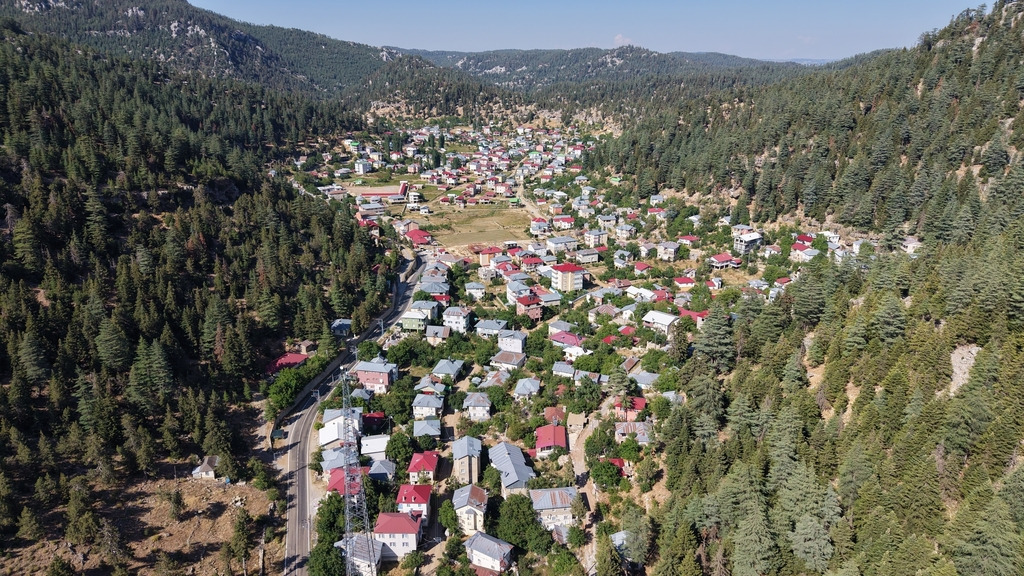 Yaz Kur’an Kurslarına Katılan Öğrenciler Anamur Yaylalarında Doğayla İç İçe Eğitim Görüyor
