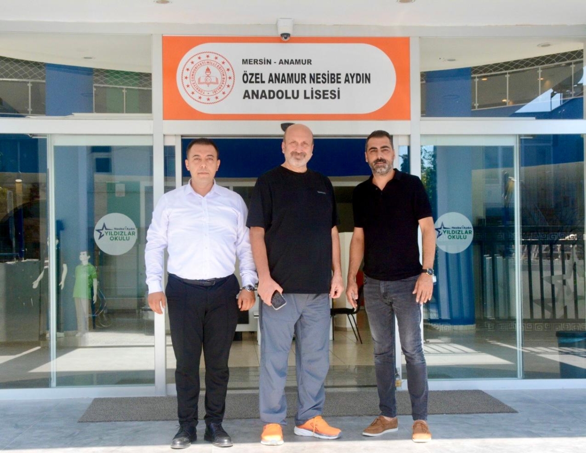 Prof. Dr. Levent Eraslan’dan Anamur’da Nesibe Aydın Yıldızlar Okulunda Konferans Verdi..