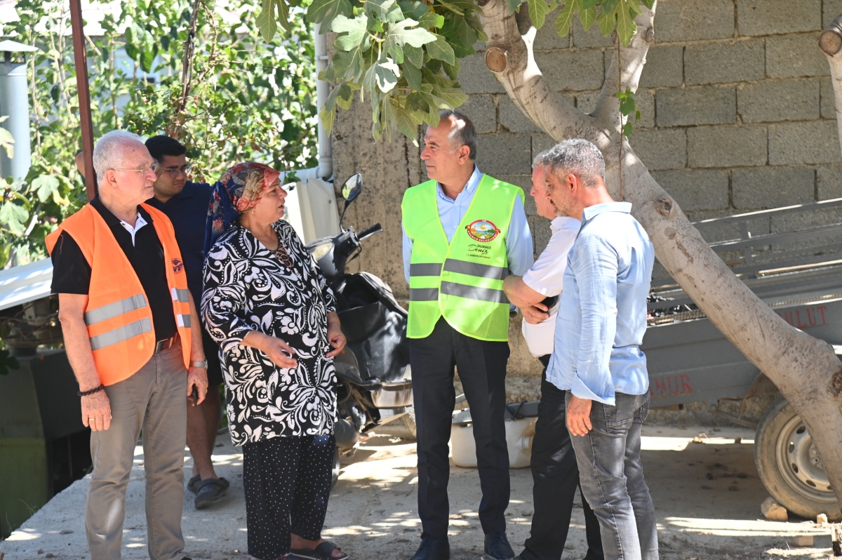 Anamur’da 15 Mahallede 100 Kilometrelik Asfalt Çalışması Başladı.