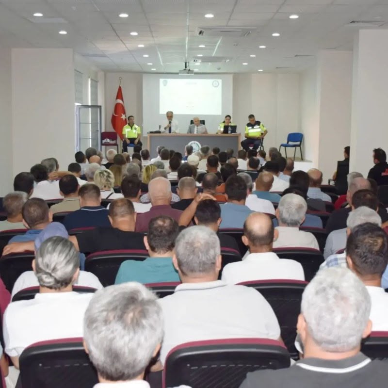 Anamur’da Okul Servislerinde Güvenlik Tedbirleri Toplantısı Düzenlendi..