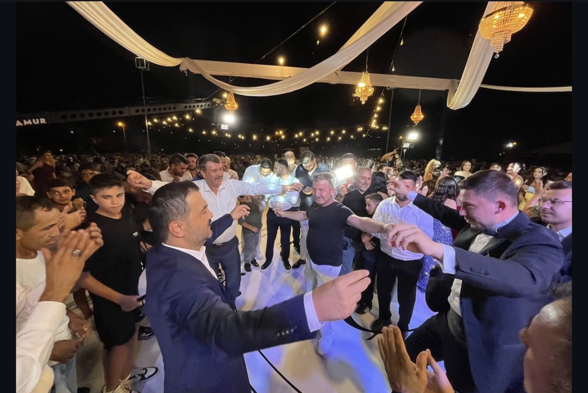 Anamur’da Betül ve Batuhan Çiftinin Mutluluğu Görkemli Düğünle Taçlandı..