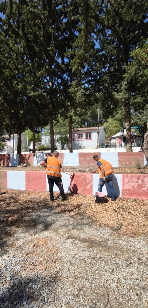 Anamur’da hükümlülerden şehitlik, okul ve çevre temizliğine destek