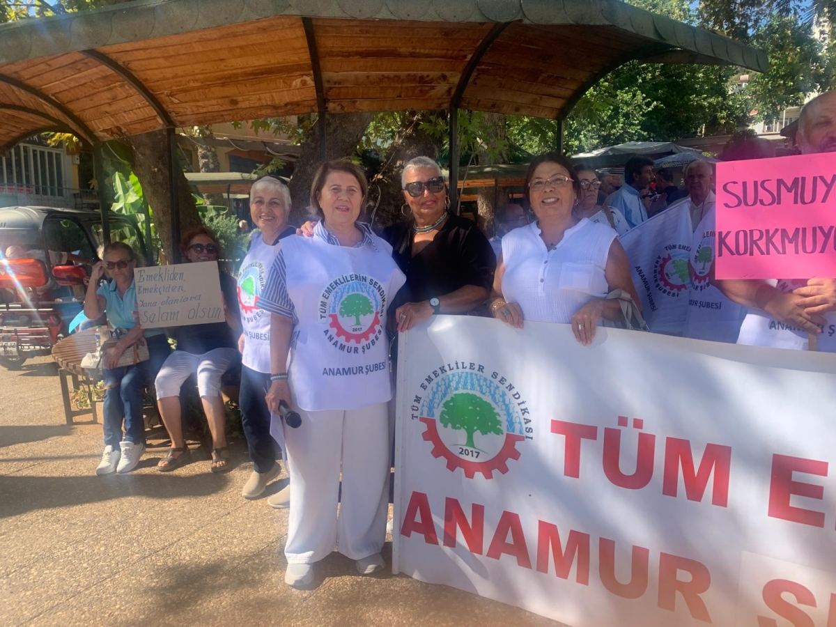 Tüm Emeklilerin Sendikası Anamur Şubesi'nden Anayasa Mahkemesi'ne Çağrı Basın Açıklaması..