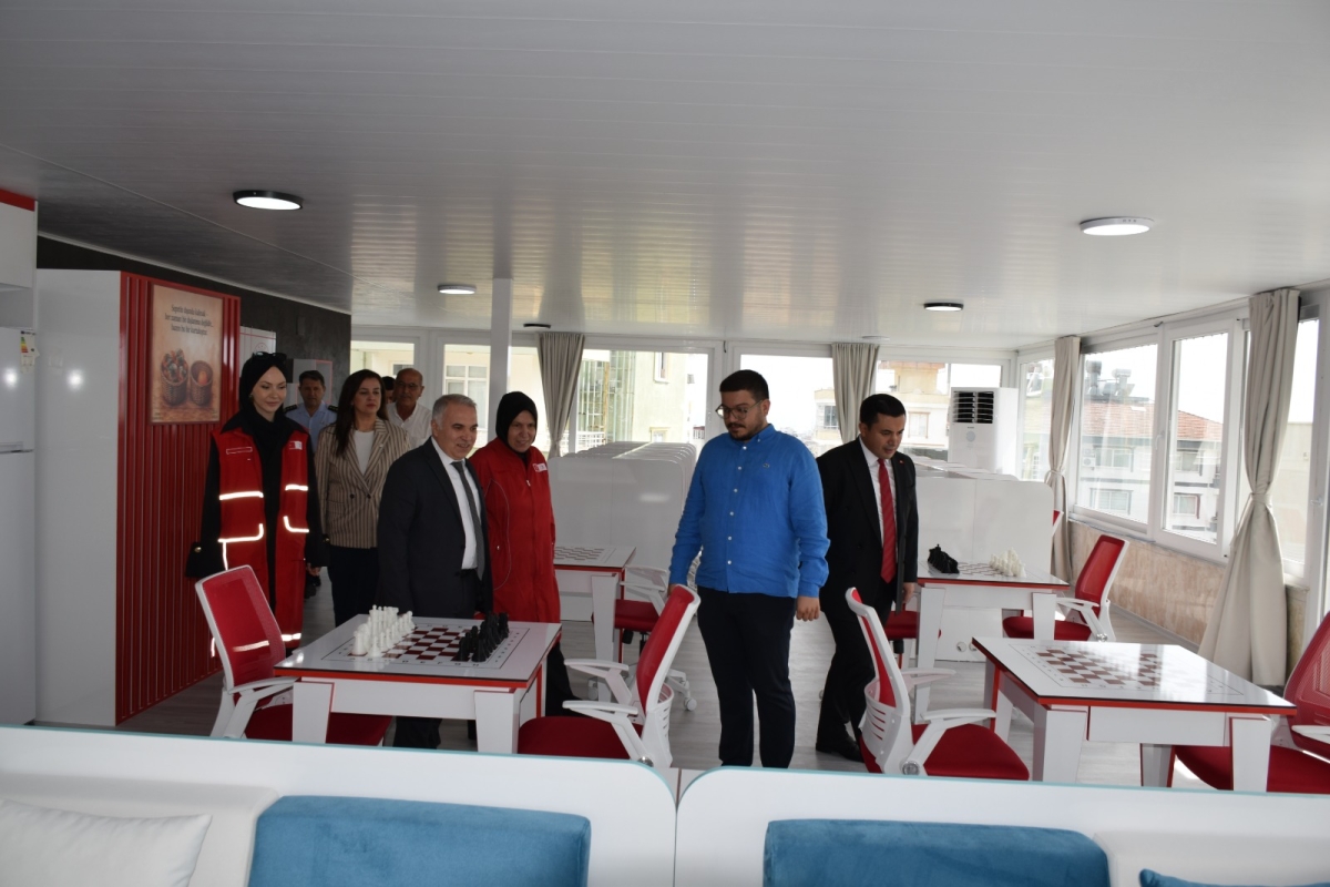 Anamur’da Öğrenci Okuma Salonu Törenle Açıldı..