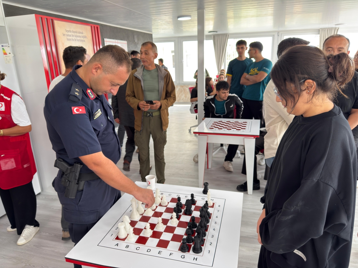 Anamur’da Öğrenci Okuma Salonu Törenle Açıldı..