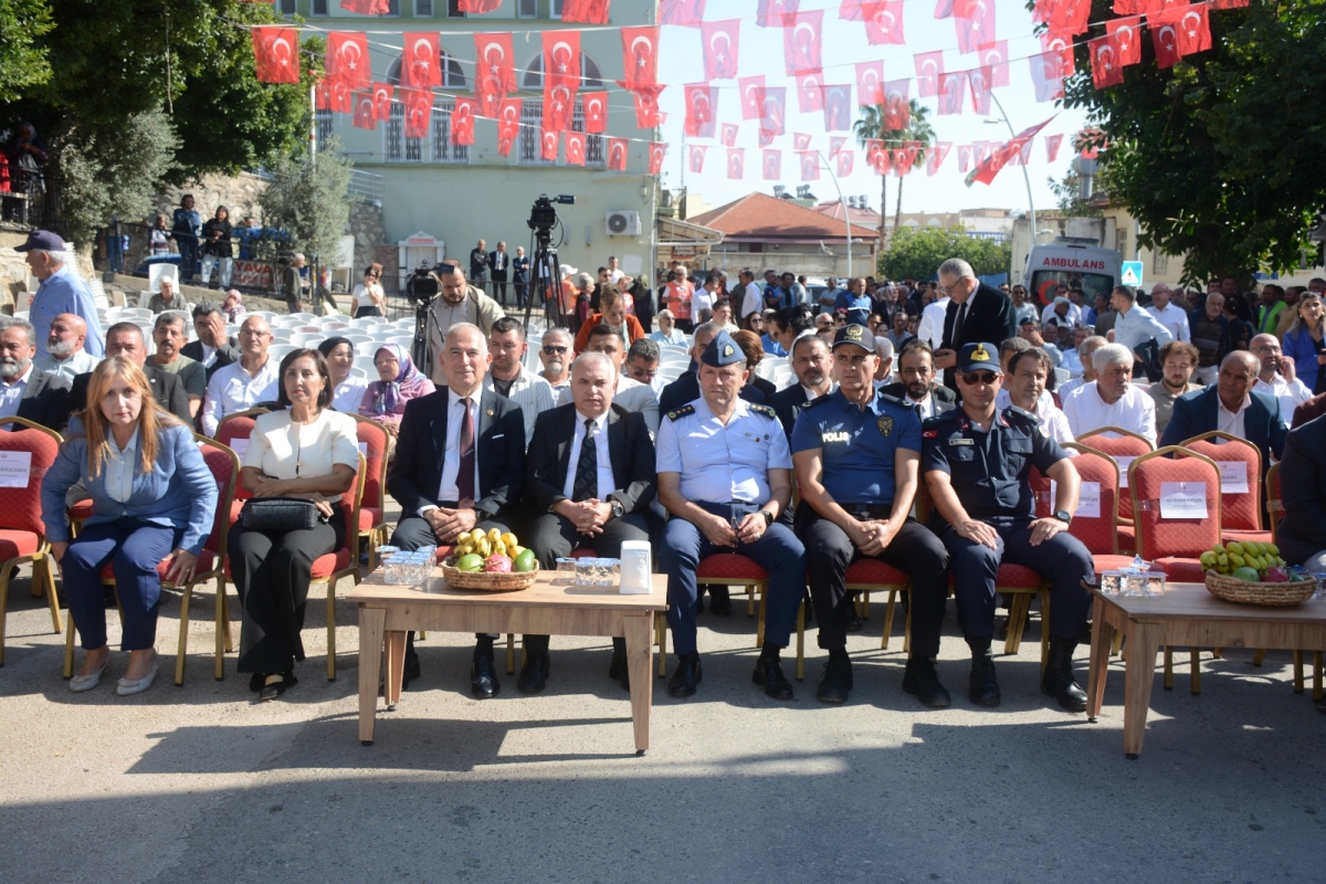 Anamur Tarım ve Tropikal Ürünler Fuarı Görkemli Törenle Açıldı..