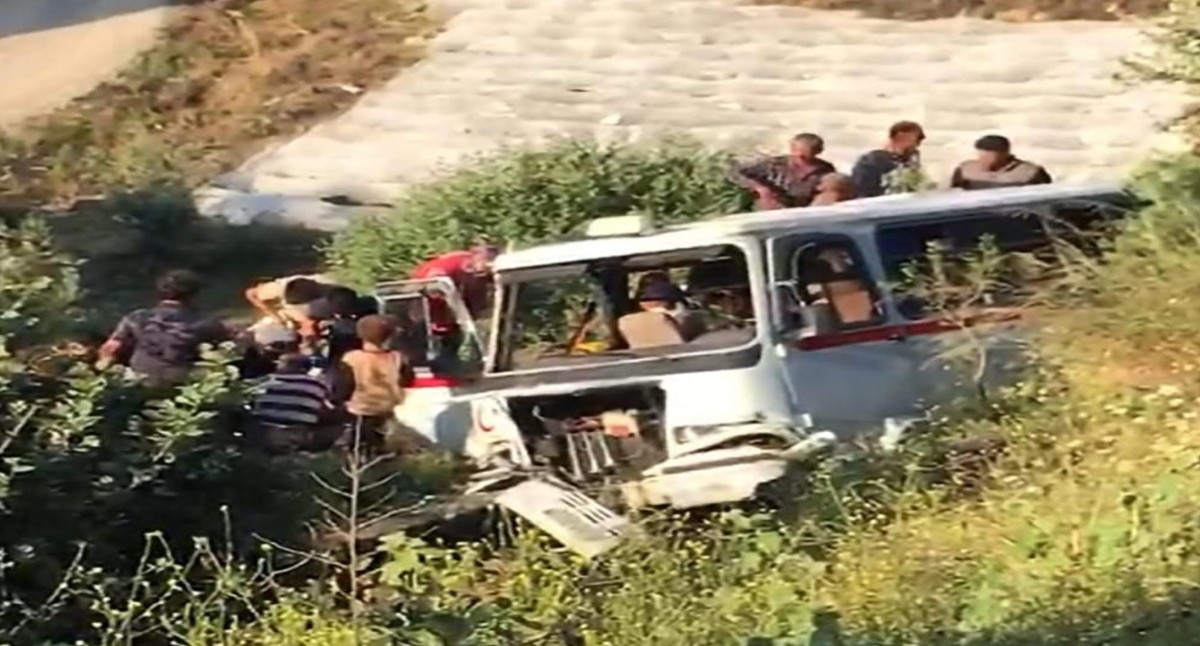 Anamur’da Öğrencileri Taşıyan Servis Minibüsü Şarampole Yuvarlandı, 7 Yaralı..