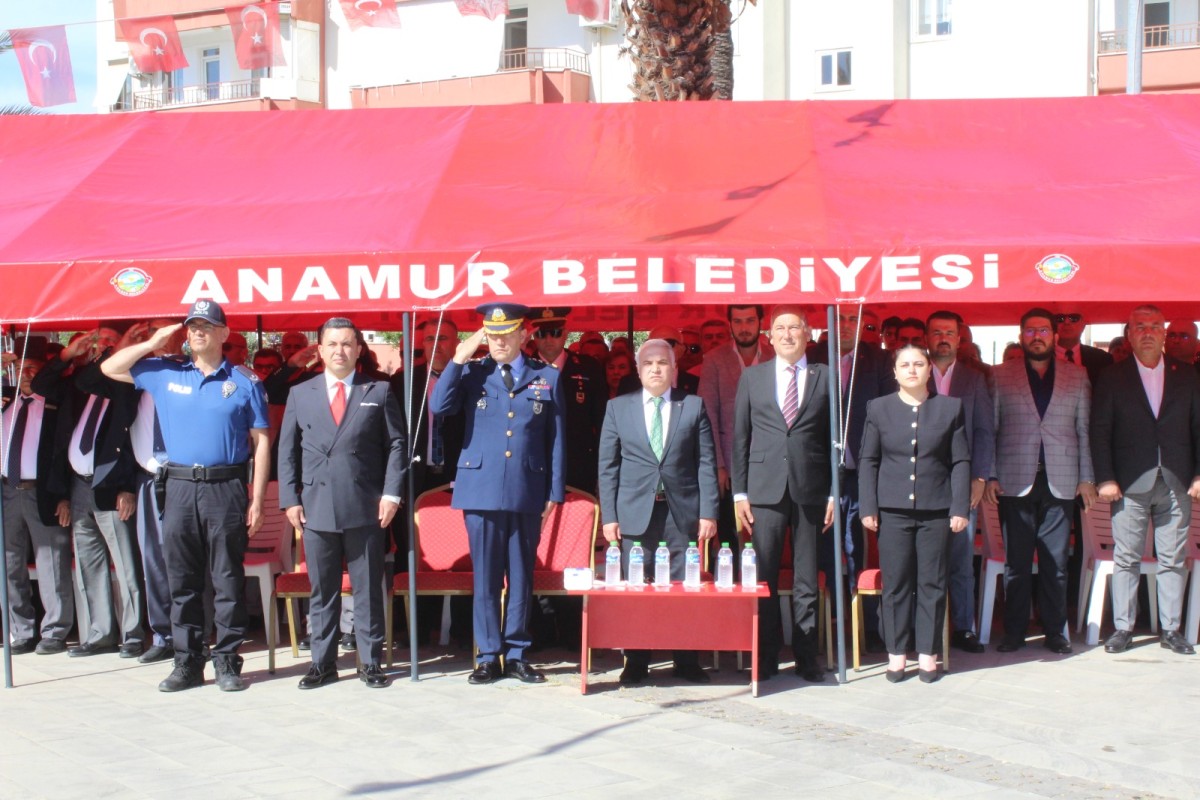 Anamur’da 19 Mayıs Coşkusu Kortej Yürüyüşüyle Başladı